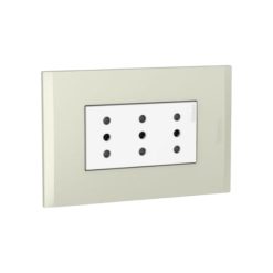Toma triple blanca Placa 3p perla Nóbile Bticino