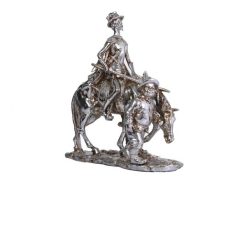 Don Quijote Waldorf 32x13x31 Concepts